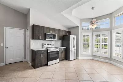 4011 Levonshire Place, Valrico, FL 33596 - Photo 4