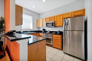 2724 Coupe St, Kissimmee, FL 34746 - Photo 6