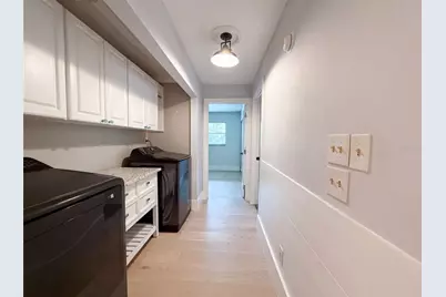 8028 Conservatory Circle, Sarasota, FL 34243 - Photo 22