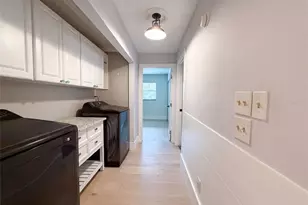 8028 Conservatory Cir, Sarasota, FL 34243 - Photo 22