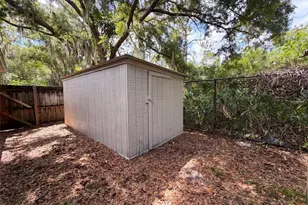 8028 Conservatory Cir, Sarasota, FL 34243 - Photo 36