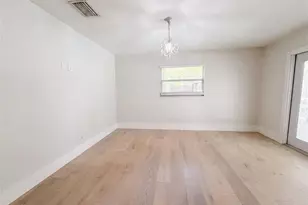 8028 Conservatory Cir, Sarasota, FL 34243 - Photo 8