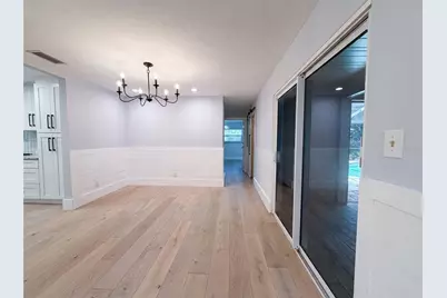 8028 Conservatory Circle, Sarasota, FL 34243 - Photo 6