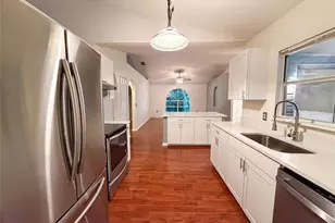 29 Valencia Cir, Debary, FL 32713 - Photo 2