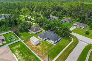 2570 Coachman Dr, Deltona, FL 32738 - Photo 12