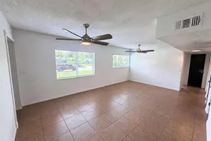 1907 Sue Ann St, Orlando, FL 32817 - Photo 6