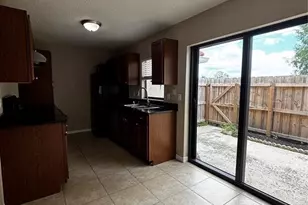 1627 Long Ridge Ct, Orlando, FL 32807 - Photo 4