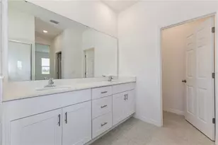 9120 Wildlight Trl, Wildwood, FL 34785 - Photo 12