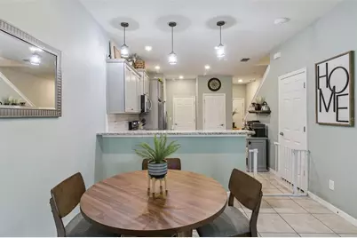 5329 Sylvester Loop, Tampa, FL 33610 - Photo 8