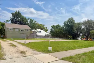 221 Ave C NE, Winter Haven, FL 33881 - Photo 4