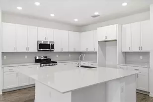 3094 Windswept Wy, Wildwood, FL 34785 - Photo 2