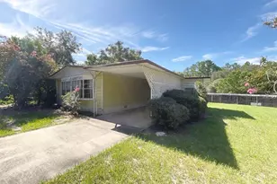 12830 SE 7th St, Silver Springs, FL 34488 - Photo 2