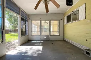 12830 SE 7th St, Silver Springs, FL 34488 - Photo 18