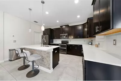 11059 Longleaf Woods Drive, Orlando, FL 32832 - Photo 6