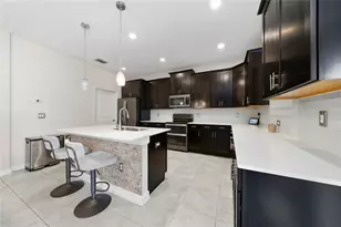 11059 Longleaf Woods Dr, Orlando, FL 32832 - Photo 6