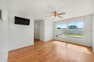 1085 Jodi Ridge Ct, Kissimmee, FL 34747 - Photo 16