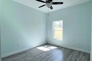 1418 N Orange St, Mount Dora, FL 32757 - Photo 8