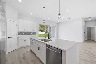 13715 SW 38th Ct, Ocala, FL 34473 - Photo 14