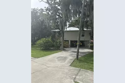 243 NE 4th Street, Crystal River, FL 34429 - Photo 1