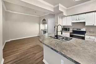 911 N Orange Ave, Orlando, FL 32801 - Photo 2
