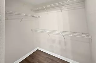 911 N Orange Ave, Orlando, FL 32801 - Photo 12