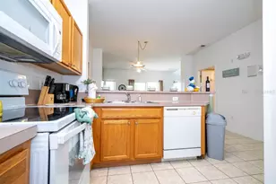 1065 Park Ridge Cir, Kissimmee, FL 34746 - Photo 10