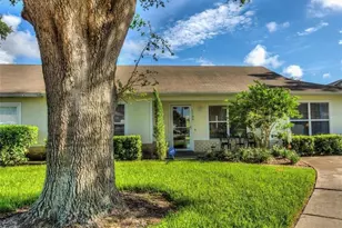 1730 Tropical Ct, Tavares, FL 32778 - Photo 1