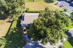 1730 Tropical Ct, Tavares, FL 32778 - Photo 18