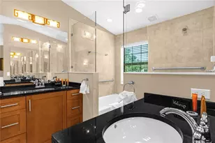 14518 Damai Ln, Orlando, FL 32821 - Photo 46
