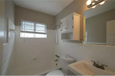 4517 S Clark Avenue, Tampa, FL 33611 - Photo 4