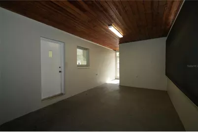4517 S Clark Avenue, Tampa, FL 33611 - Photo 14