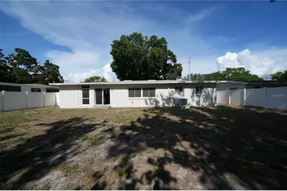 4517 S Clark Avenue, Tampa, FL 33611 - Photo 16