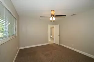 4517 S Clark Ave, Tampa, FL 33611 - Photo 6