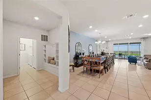 2290 Lelani Cir, Davenport, FL 33897 - Photo 8