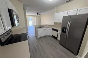 311 Sunset View Dr, Davenport, FL 33837 - Photo 4