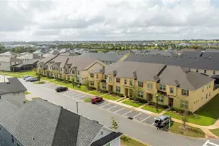 2194 Fleming Mist Pl, Kissimmee, FL 34747 - Photo 2