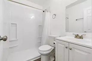 2832 Miriam St S, Saint Petersburg, FL 33711 - Photo 12