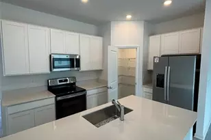 655 Daring Dr, Davenport, FL 33837 - Photo 4