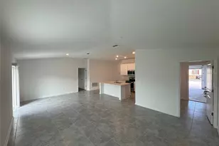 655 Daring Dr, Davenport, FL 33837 - Photo 6