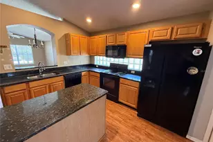 10536 Rodondo Dr, Orlando, FL 32817 - Photo 4