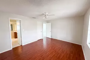8053 Embassy Blvd, Port Richey, FL 34668 - Photo 14