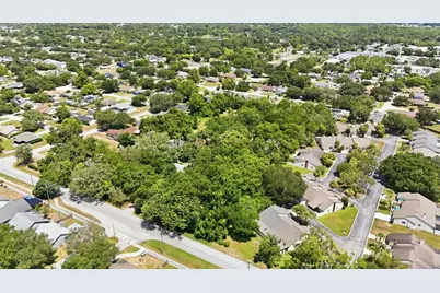 2675 E Washington Avenue, Eustis, FL 32726 - Photo 4