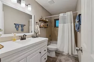 31834 Blanton Ln, Tavares, FL 32778 - Photo 16