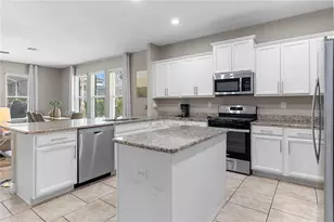 4200 Oak Tree Dr, Davenport, FL 33837 - Photo 10
