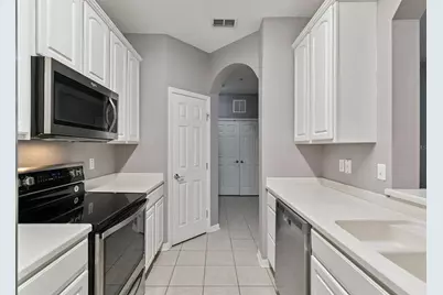 1351 Venezia Court #305, Davenport, FL 33896 - Photo 14