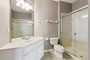 1351 Venezia Ct, Davenport, FL 33896 - Photo 12