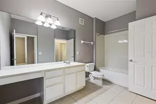 1351 Venezia Ct, Davenport, FL 33896 - Photo 14