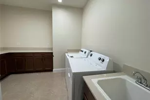3430 Sagebrush St, Harmony, FL 34773 - Photo 8