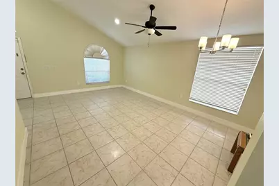 4207 Andover Cay Boulevard, Orlando, FL 32825 - Photo 4