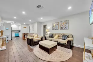 1221 Elinore Dr, Orlando, FL 32808 - Photo 4